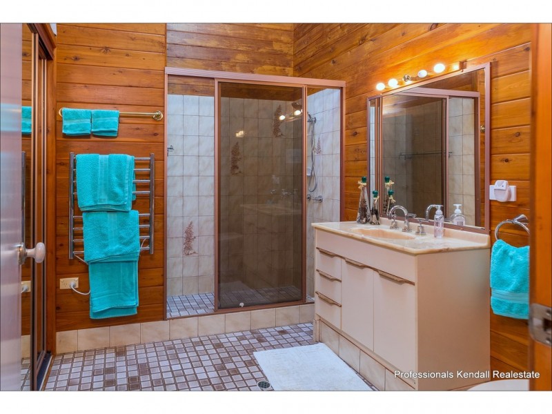 24 Long Road, Tamborine Mountain QLD 4272