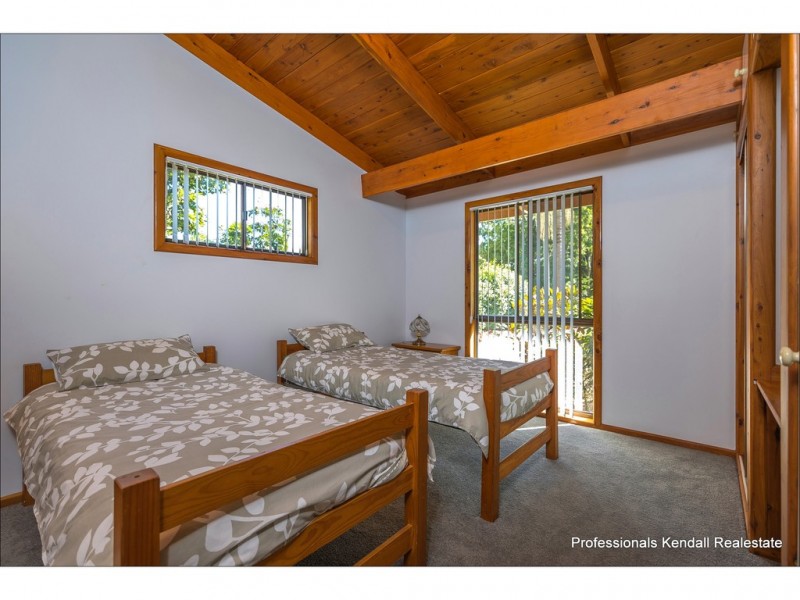 24 Long Road, Tamborine Mountain QLD 4272