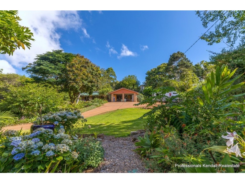 13-15 Nicolet Drive, Tamborine Mountain QLD 4272