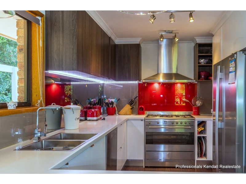 13-15 Nicolet Drive, Tamborine Mountain QLD 4272