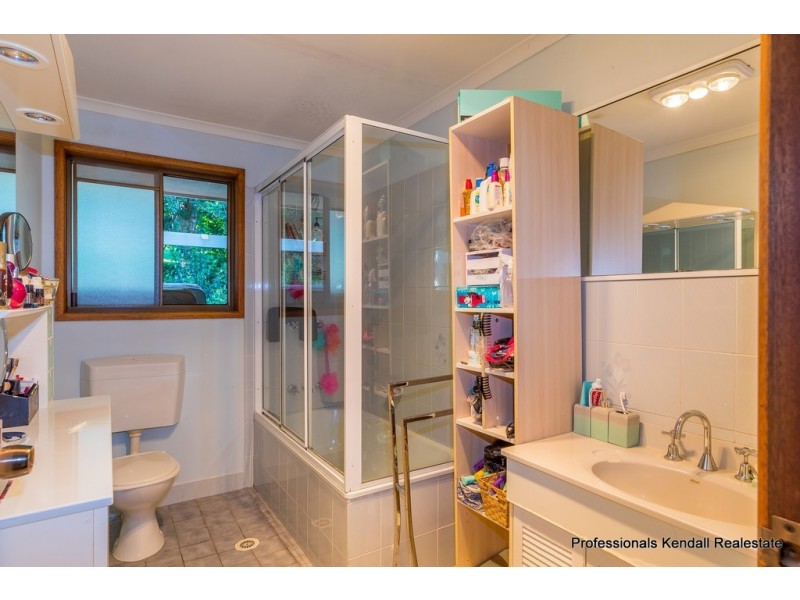 13-15 Nicolet Drive, Tamborine Mountain QLD 4272