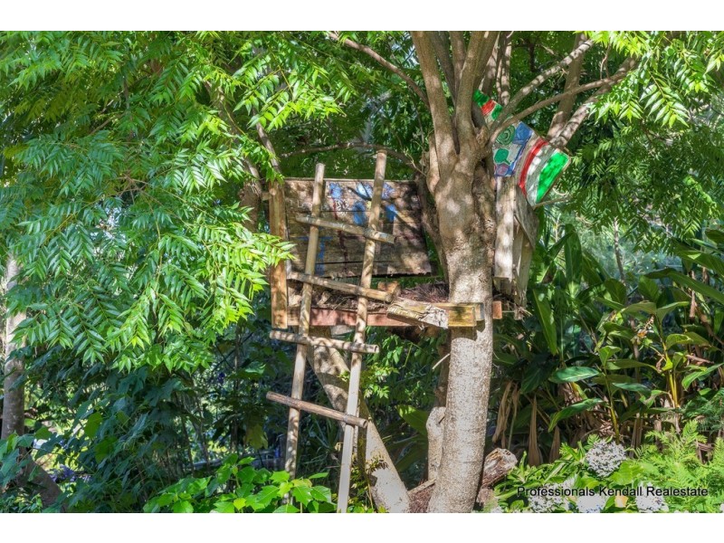 13-15 Nicolet Drive, Tamborine Mountain QLD 4272