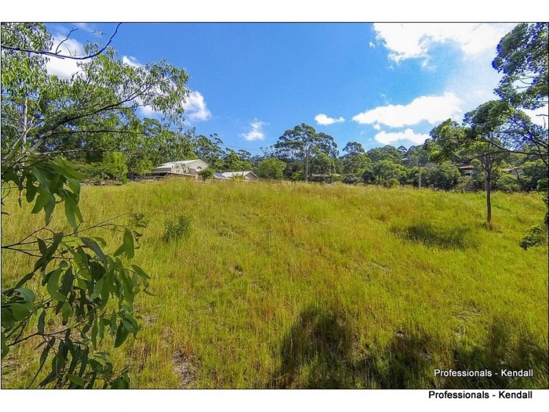 2 Leona Court, Tamborine Mountain QLD 4272