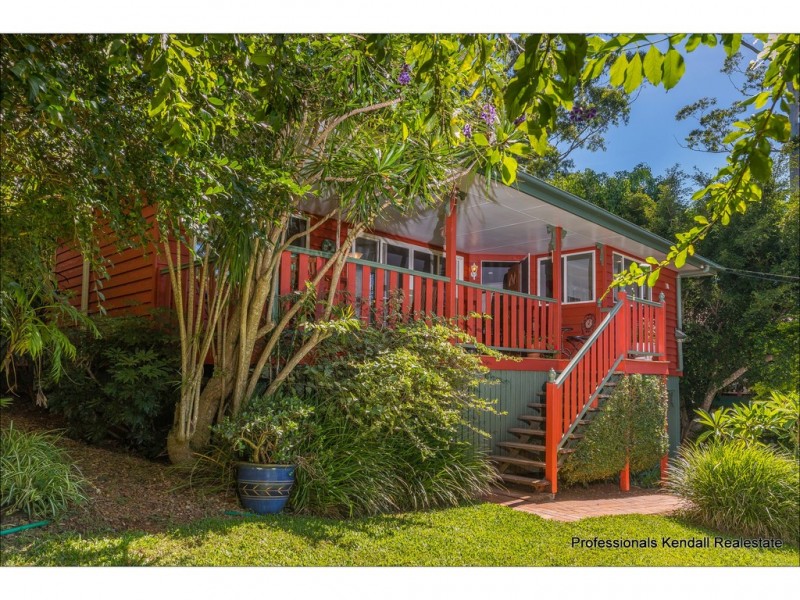 16 Katoomba Crescent, Tamborine Mountain QLD 4272