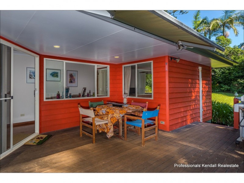 16 Katoomba Crescent, Tamborine Mountain QLD 4272