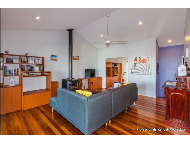 47 Coomera Gorge Drive, Tamborine Mountain QLD 4272