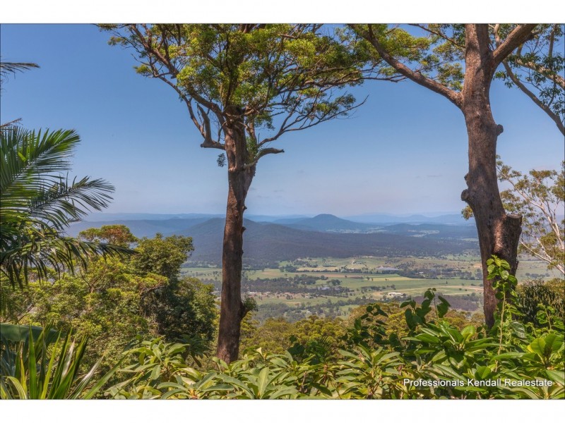 244 Beacon Road, Tamborine Mountain QLD 4272