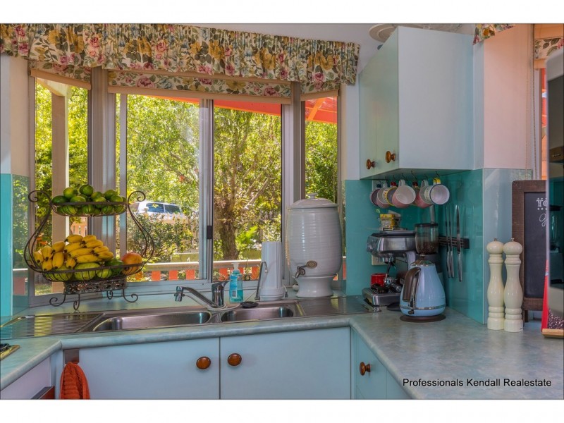 244 Beacon Road, Tamborine Mountain QLD 4272