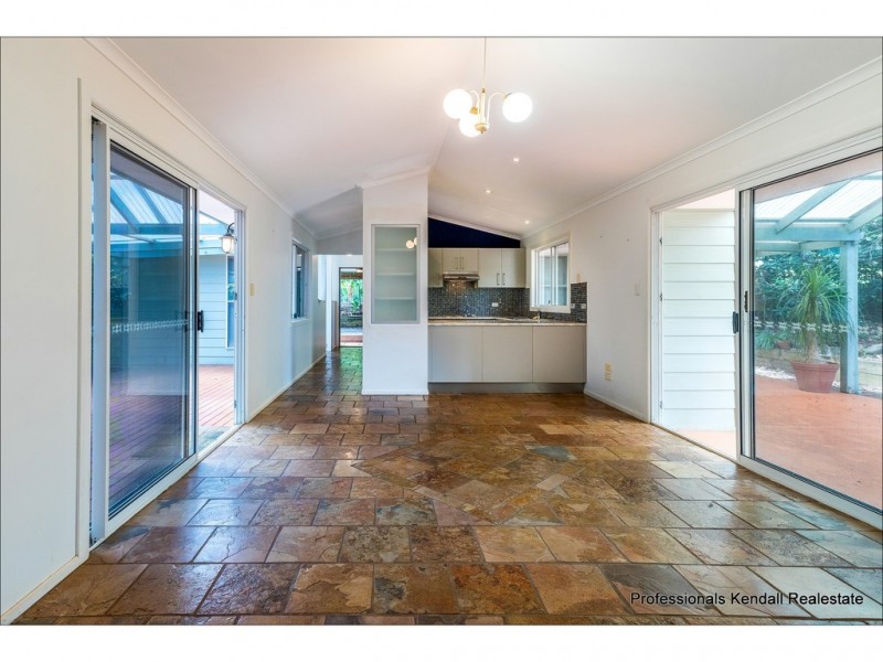 82 Alpine Terrace, Tamborine Mountain QLD 4272