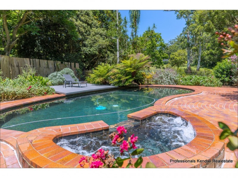 15 Lahey Road, Tamborine Mountain QLD 4272