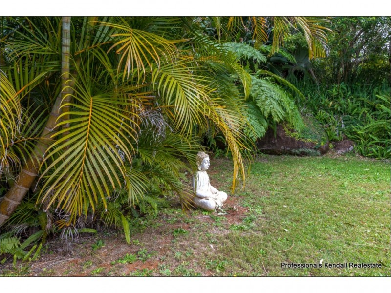 102 Contour Road, Tamborine Mountain QLD 4272