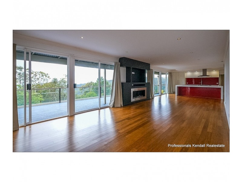 30 Justin Ave, Tamborine Mountain QLD 4272