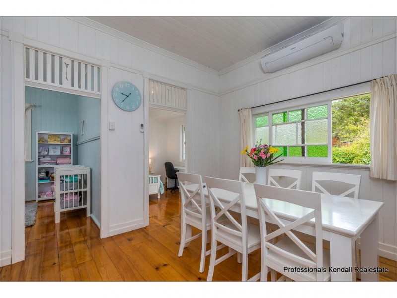 10 Demavend Drive, Tamborine Mountain QLD 4272