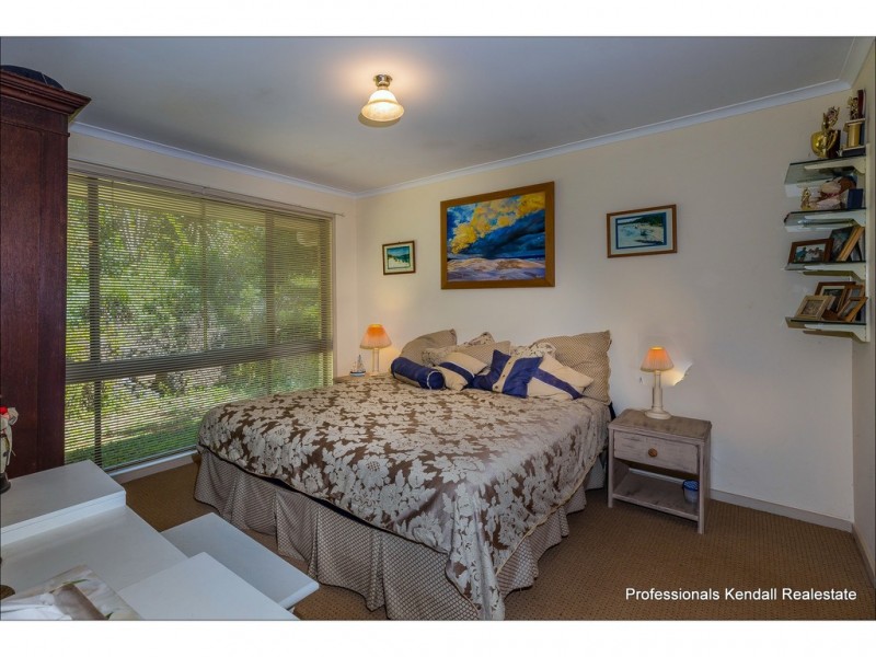 10-12 Nicolet Drive, Tamborine Mountain QLD 4272