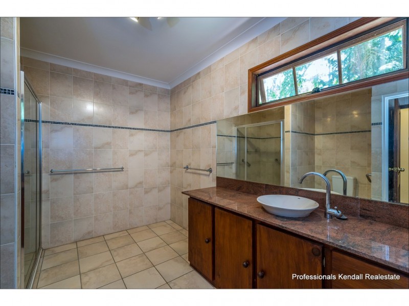 21 Bateke Road, Tamborine Mountain QLD 4272