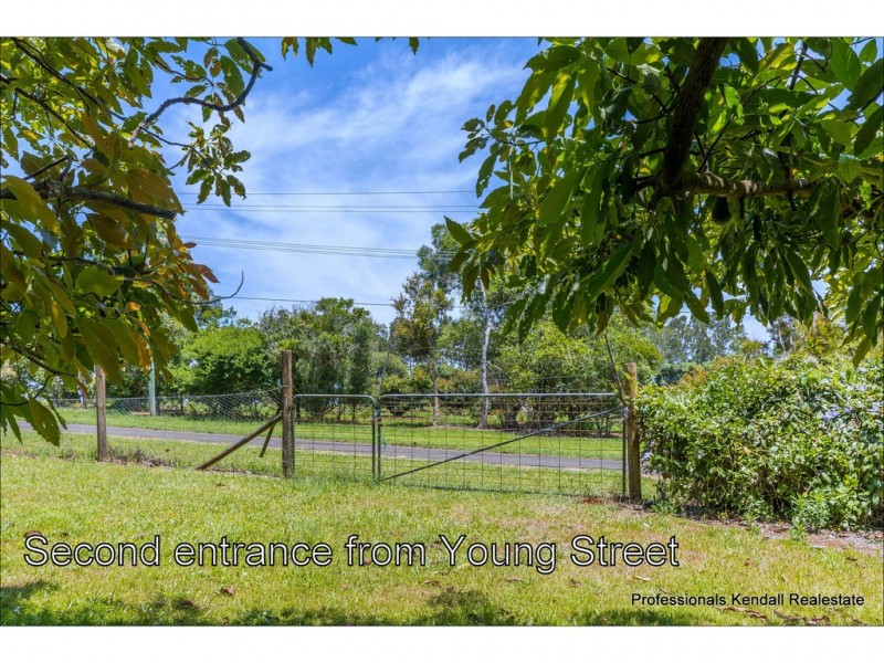 21 Bateke Road, Tamborine Mountain QLD 4272