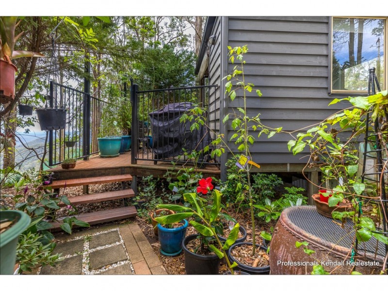 1718 Tamborine-Oxenford Road, Wongawallan QLD 4210