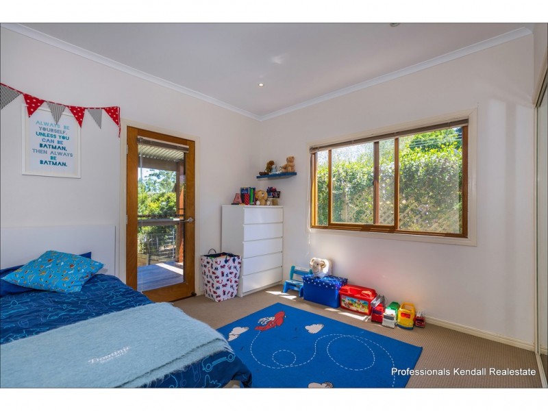 7 Beechmont Ave, Tamborine Mountain QLD 4272