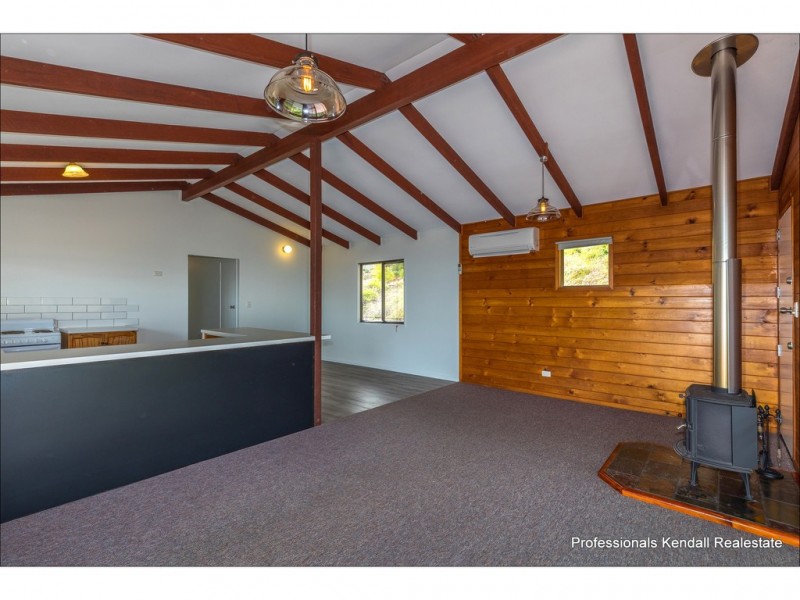 9 Kailas Court, Tamborine Mountain QLD 4272
