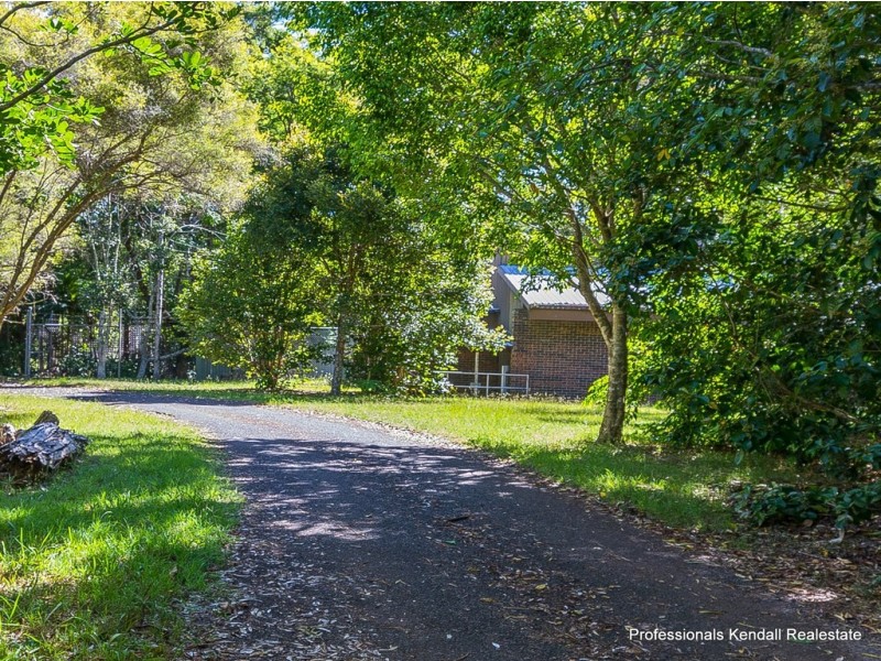 6-8 Knoll Road, Tamborine Mountain QLD 4272