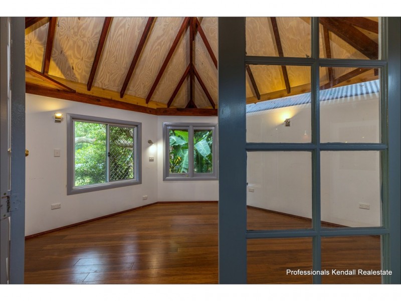358 Main Western Road, Tamborine Mountain QLD 4272