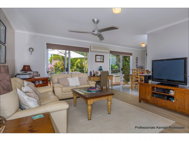 11 Lamington Parade, Tamborine Mountain QLD 4272