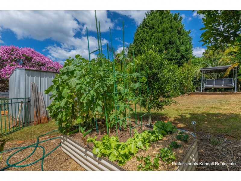 11 Lamington Parade, Tamborine Mountain QLD 4272