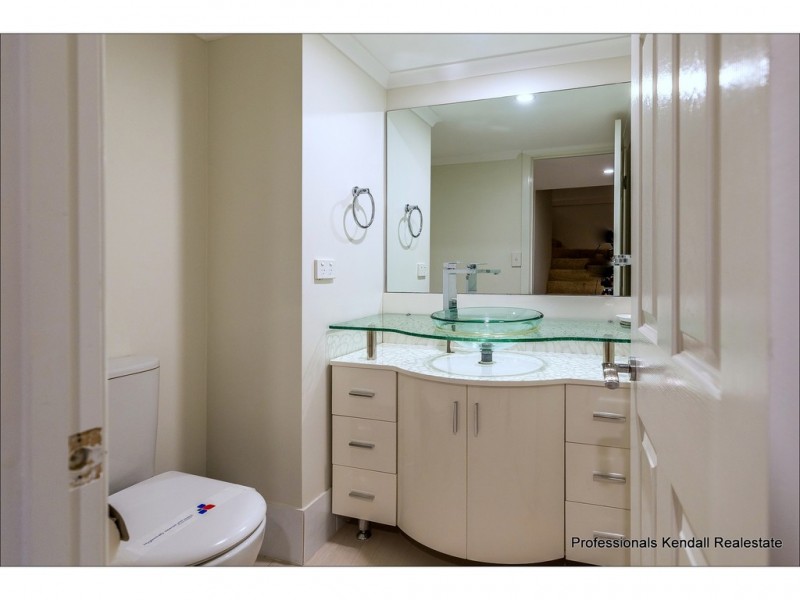 16 Erebus Court, Tamborine Mountain QLD 4272