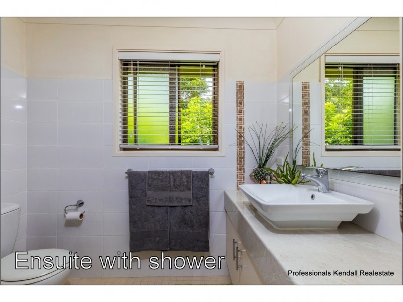254-260 Macdonnell Rd, Tamborine Mountain QLD 4272