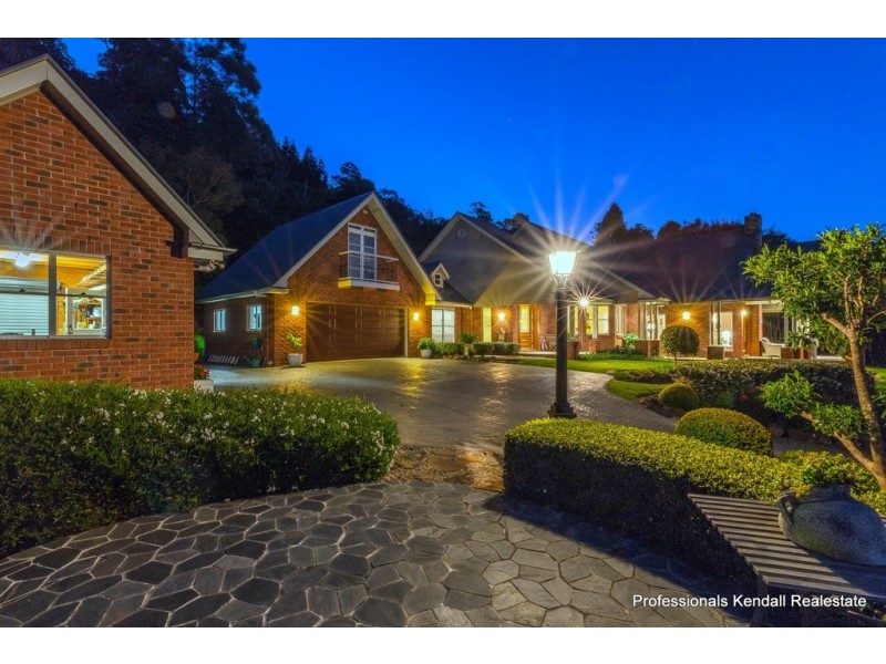 97101 The Shelf Road, Tamborine Mountain QLD 4272 Professionals