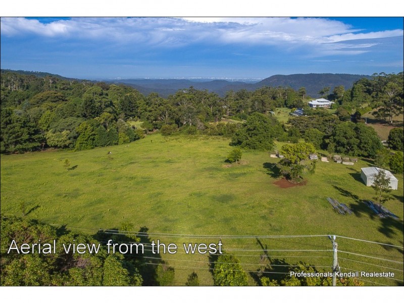 4 Lahey Lookout Road, Tamborine Mountain QLD 4272