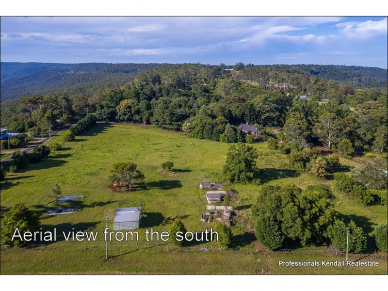 4 Lahey Lookout Road, Tamborine Mountain QLD 4272