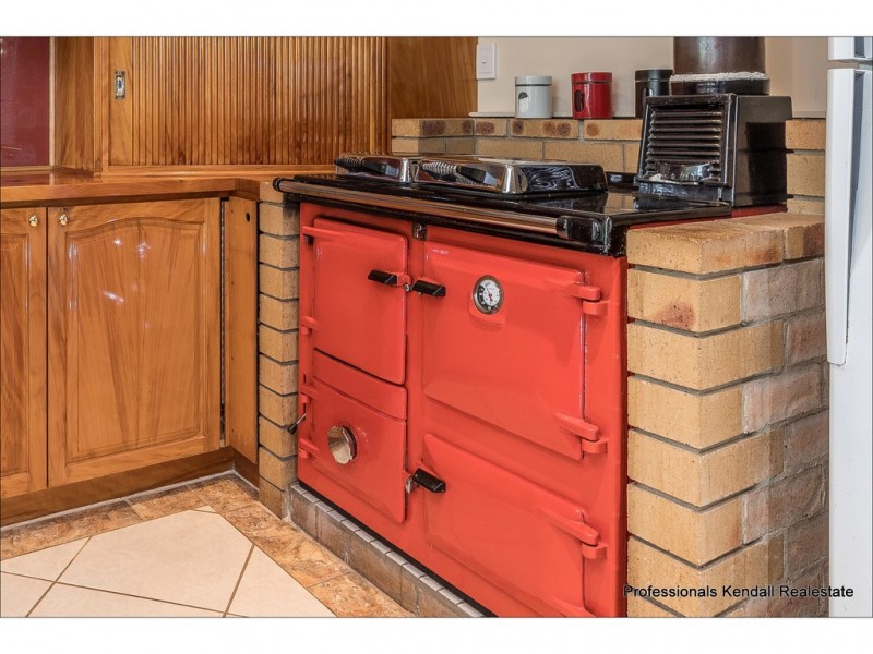 95 Coomera Gorge Dr, Tamborine Mountain QLD 4272