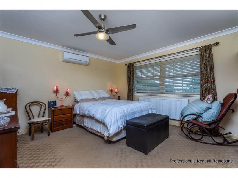 95 Coomera Gorge Dr, Tamborine Mountain QLD 4272