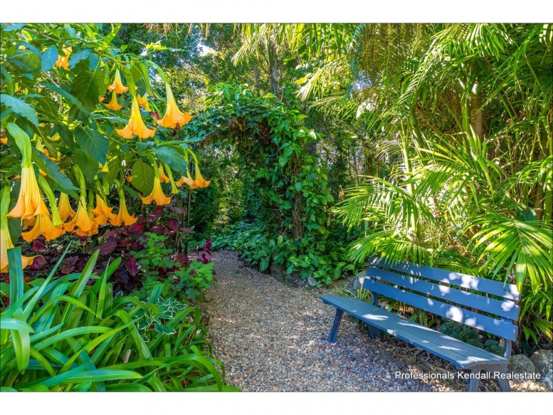 152 Eagle Heights Road, Tamborine Mountain QLD 4272