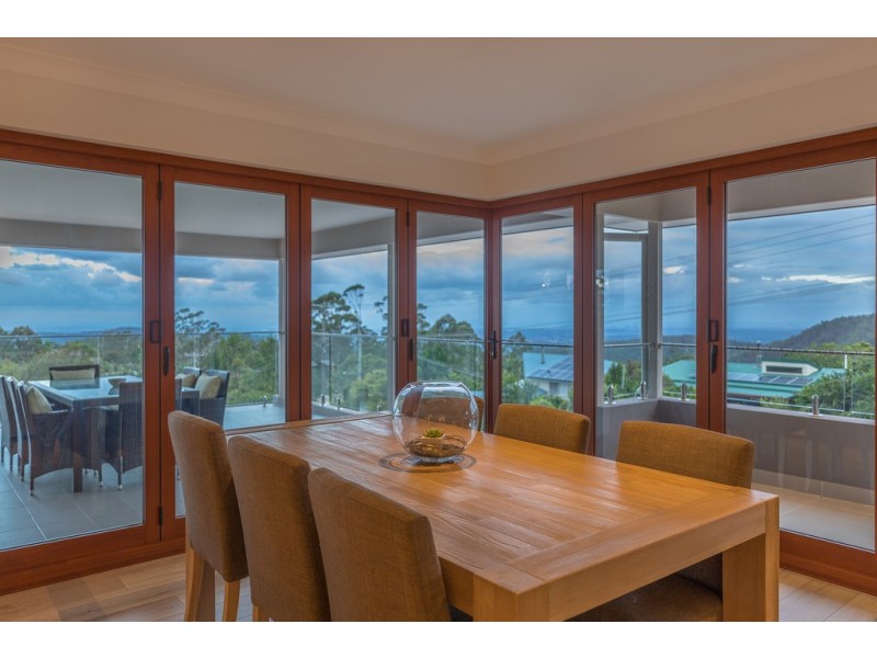 24 Magnetic Drive, Tamborine Mountain QLD 4272