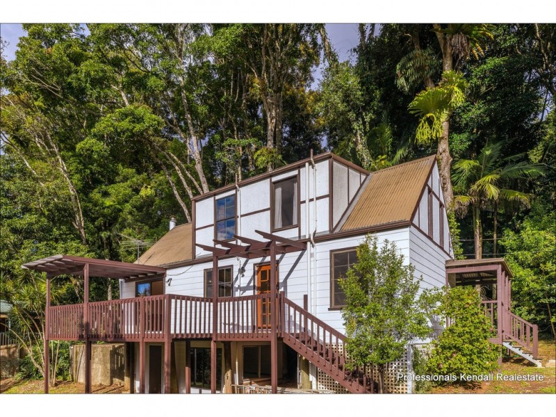 1 Dapsang Drive, Tamborine Mountain QLD 4272