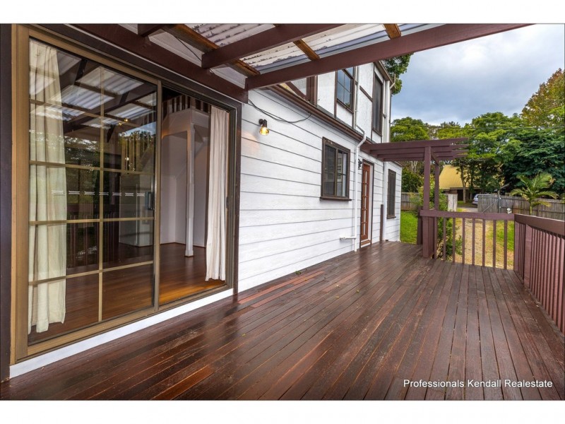 1 Dapsang Drive, Tamborine Mountain QLD 4272