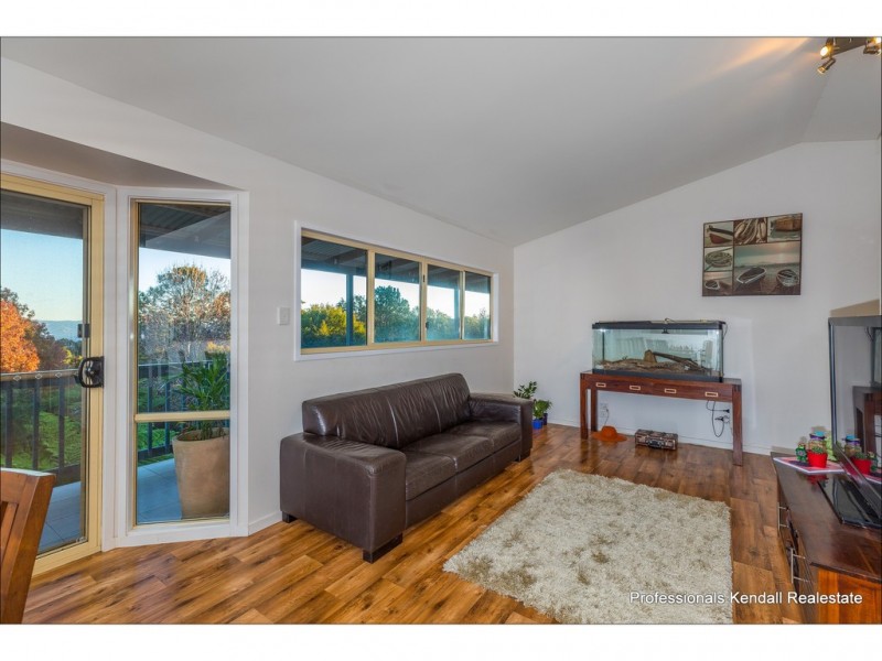 70 Pacific Parade, Tamborine Mountain QLD 4272