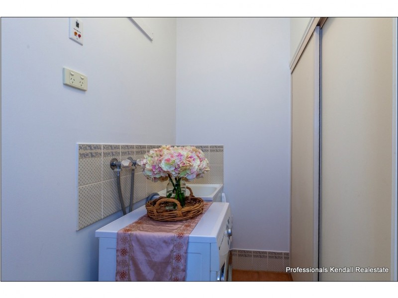 19 Griffith Street, Tamborine Mountain QLD 4272