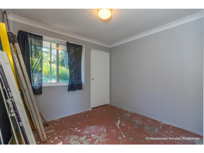 131 Kinabalu Drive, Tamborine Mountain QLD 4272