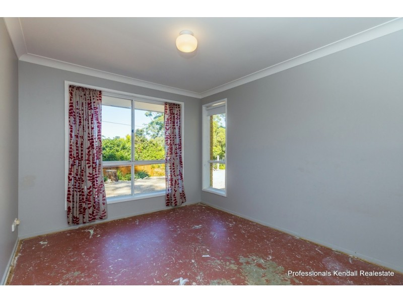 131 Kinabalu Drive, Tamborine Mountain QLD 4272