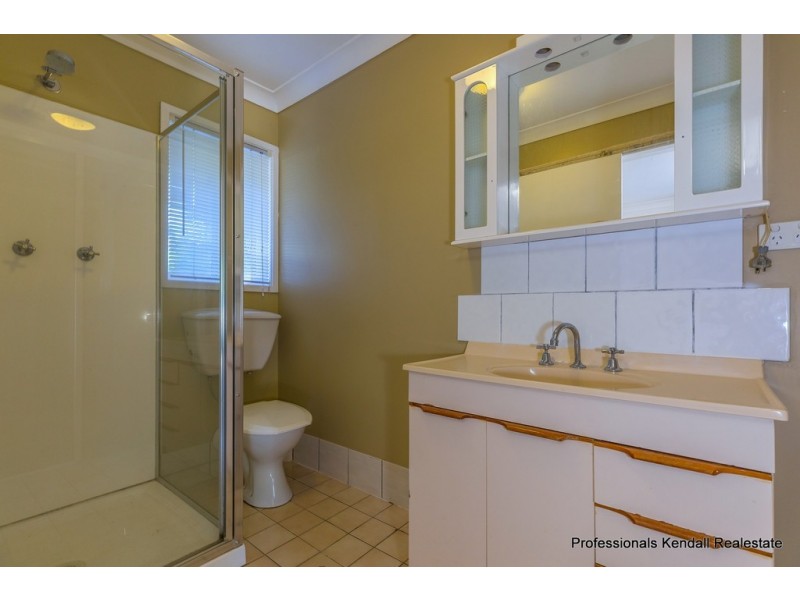 131 Kinabalu Drive, Tamborine Mountain QLD 4272