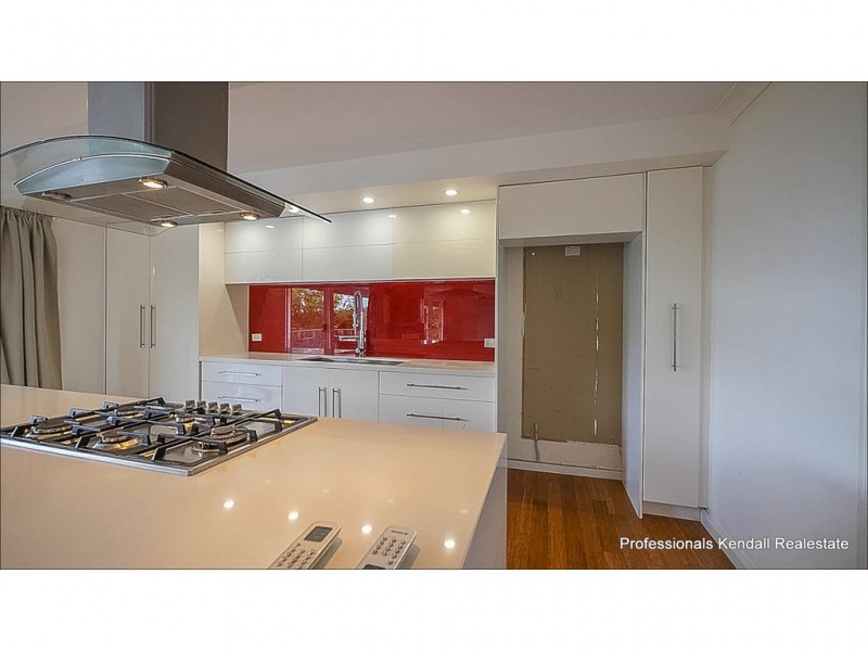 30 Justin Ave, Tamborine Mountain QLD 4272