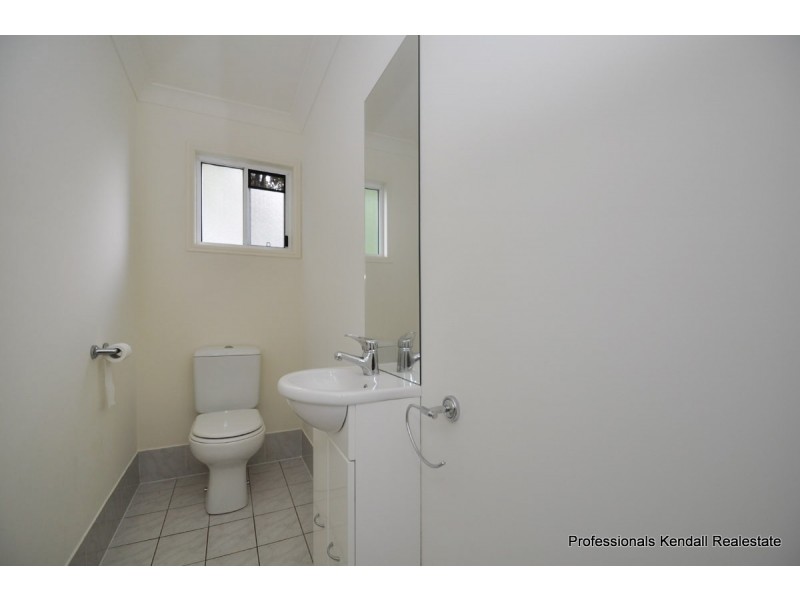 30 Justin Ave, Tamborine Mountain QLD 4272