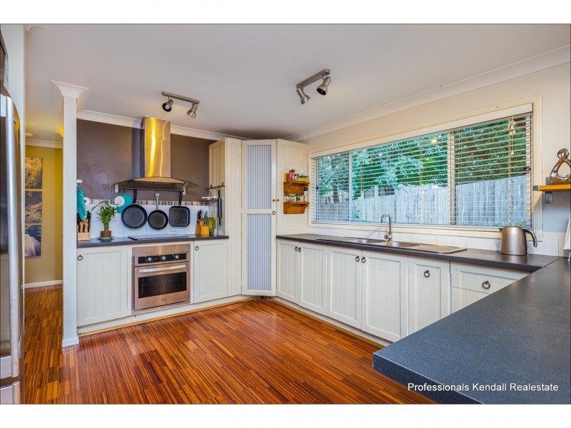 13 Teton Court, Tamborine Mountain QLD 4272