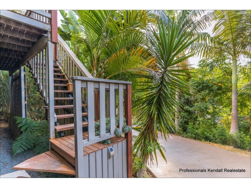 13 Teton Court, Tamborine Mountain QLD 4272