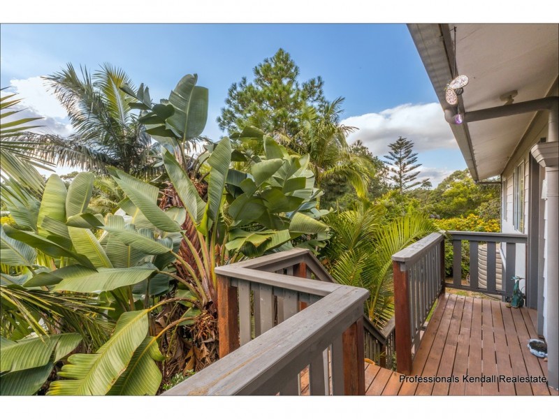 13 Teton Court, Tamborine Mountain QLD 4272