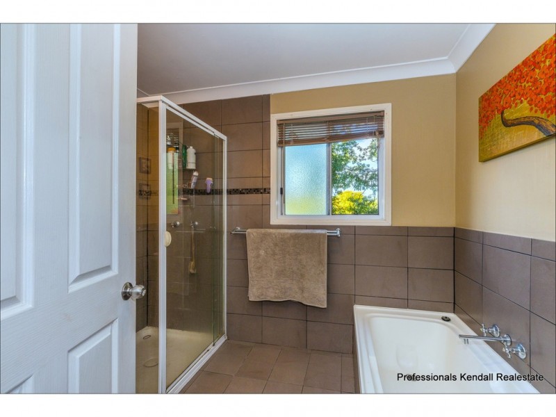 13 Teton Court, Tamborine Mountain QLD 4272