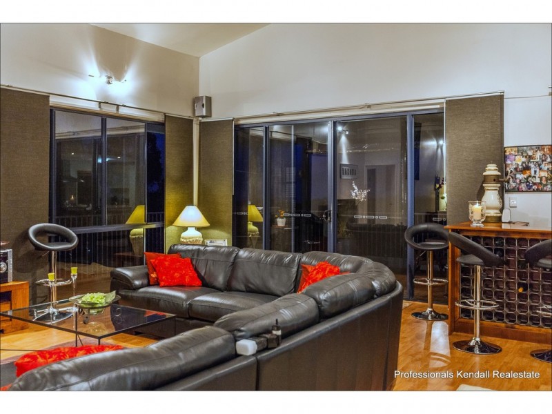 113 Macdonnell Road, Tamborine Mountain QLD 4272